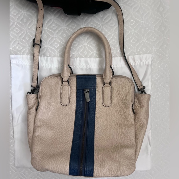 Marc Jacobs - Picture 1 of 7